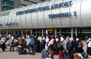 مصدر أمني  ينفى رسميا فرض ضوابط جديدة لدخول السوريين إلى مصر