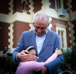 سفارة تركيا تنظم برنامج إفطار للعائلات الغزية بمناسبة شهر رمضان