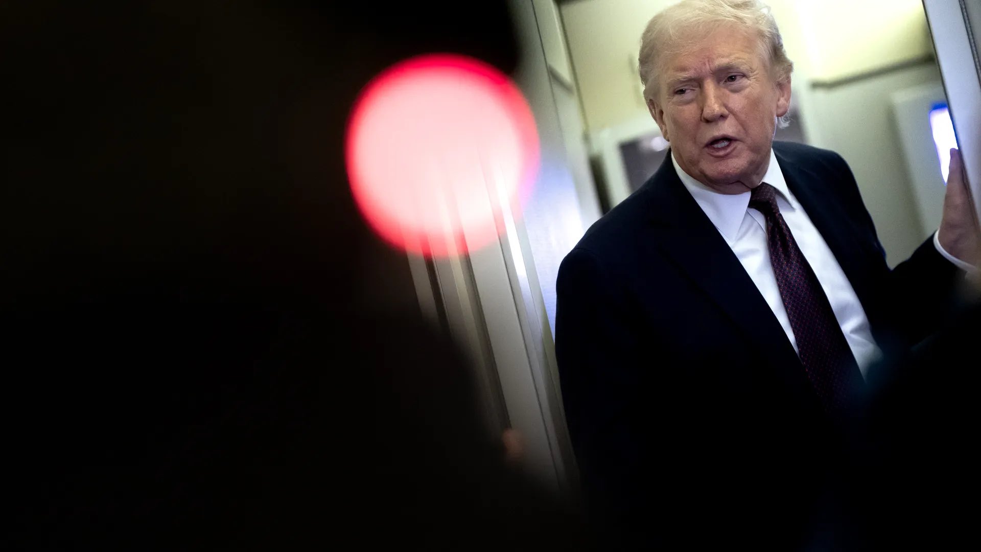 ترامب يسعى لتحالف دولي لإعادة فتح مضيق هرمز ويدرس السيطرة على جزيرة خرج