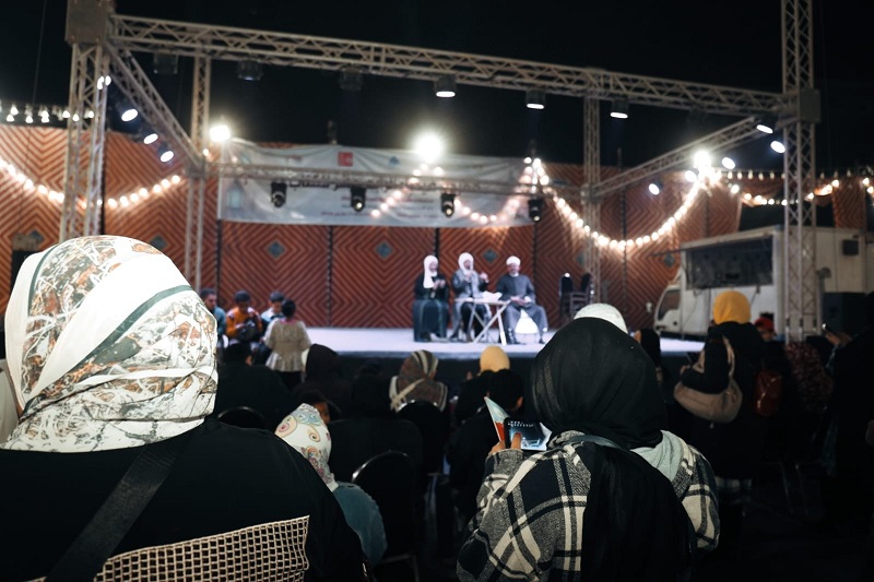 معرض فيصل للكتاب يحتفي بندوة «رمضان شهر الرحمات والبركات»

