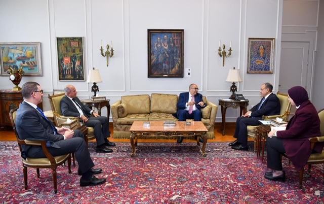 وزير الخارجية يبحث مع مبعوث الأمم المتحدة لتمويل التنمية سبل معالجة أزمة الديون