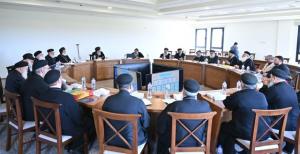 البابا تواضروس يواصل لقاءاته مع ممثلي المعاهد الكنسية لبحث تطوير التعليم اللاهوتي