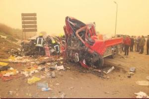 مصرع 9 أشخاص وإصابة 4 في حادث تصادم مروع بمحافظة المنوفية