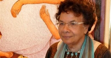 الوجوه المستديرة والعيون الواسعة: وداعاً سيدة الفضاء الشعري