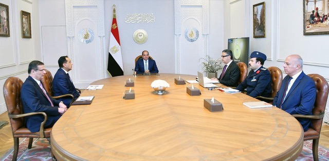 السيسي يوجه بتعزيز المخزون الاستراتيجي وضبط الأسواق.. وخطة متكاملة لدعم الأمن الغذائي