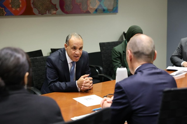 وزير الخارجية يلتقي وفد الوكالة الإيطالية للتعاون التنموي لبحث سبل تعزيز التعاون الثنائي