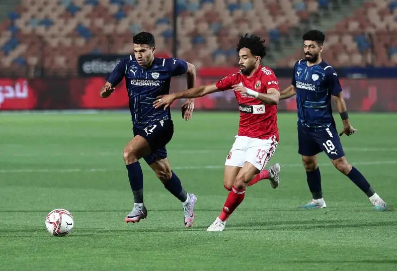 أزمة الأهلي وسيراميكا تكشف الخلل في منظومة التحكيم المصري
