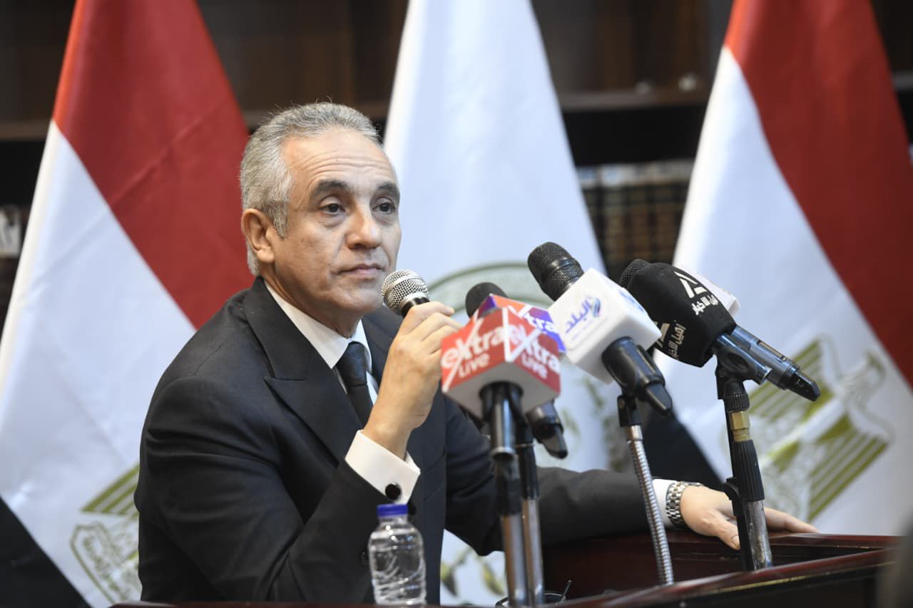 وزير العدل يدشن منظومة الربط الإلكتروني لتعليق الخدمات الحكومية للممتنعين عن سداد النفقة 