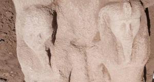 السياحة والآثار تكشف تفاصيل التمثال الضخم المكتشف بمنطقة تل فرعون بمحافظة الشرقية

