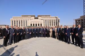 وزير العدل يتفقد 