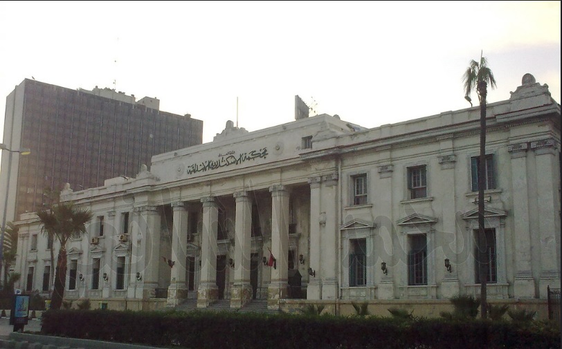 حبس فني تكييفات احتياطيًا لتسببه خطأ في وفاة سيدة إثر انفجار تكييف أعلى سطح محكمة بالإسكندرية 