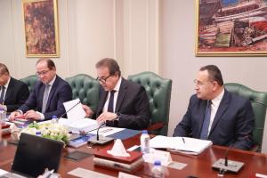 وزير الصحة يترأس جلسة اجتماع  مجلس أمناء المجلس الصحي المصري