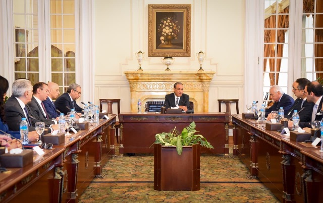 وزير الخارجية يستقبل وفدا من غرفة التجارة الأمريكية بالقاهرة لبحث سبل تعزيز الشراكة الاقتصادية