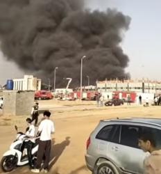 إصابة 21 شخصا فى حريق 3 مصانع بالعاشر من رمضان