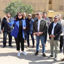 جولة غضب لمحافظ الجيزة.. إقالات فورية بعد صدمة القمامة في إمبابة والوراق والمنيرة
