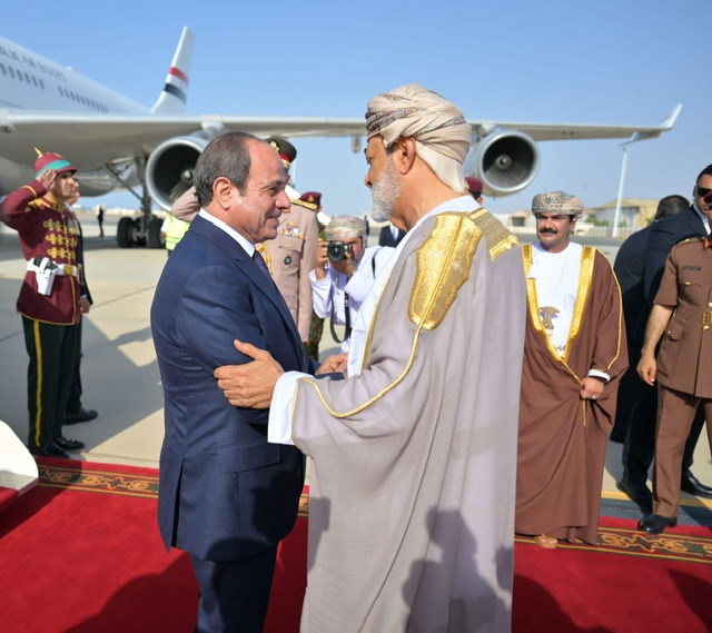 الرئيس السيسي وسلطان عُمان يؤكدان وحدة المصير العربي ورفض تهديد استقرار المنطقة