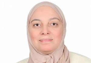 غادة أحمدين.. أول سيدة تتولى إدارة برنامج المنح الصغيرة في مصر