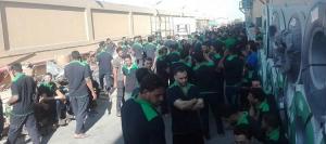 حين يدفع العامل فاتورة 