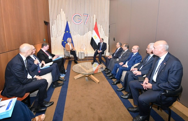 الرئيس السيسي ورئيسة المفوضية الأوروبية يؤكدان تعميق الشراكة الاستراتيجية وتنسيق الجهود لحل أزمات المنطقة