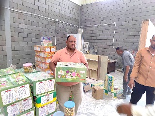 ضبط ٩٠ الف قطعة حلوى منتهية الصلاحية قبل تداولها فى الأسواق داخل مصنع بالأقصر 

