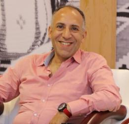 محمد حسن عبدالحافظ: النساء تحتل المشاهد المركزية في السيرة الهلالية (2 من 2)