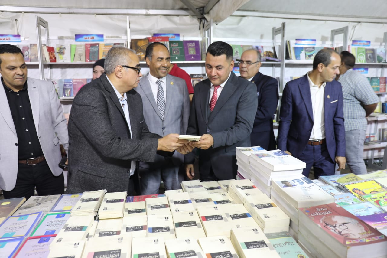 هيئة الكتاب تستعد لتنظيم الدورة الرابعة من معرض السويس للكتاب

