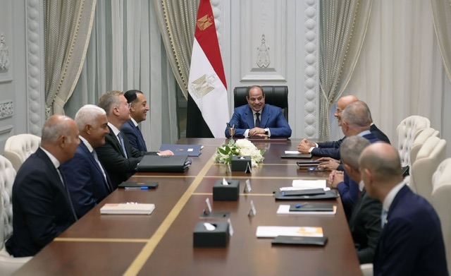 السيسي يؤكد دعم توسع