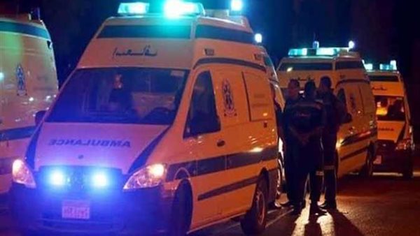 وفاة 3 أشخاص وإصابة 51 آخرين في تصادم بين أتوبيس سياحي وسيارة نقل بمحور الضبعة