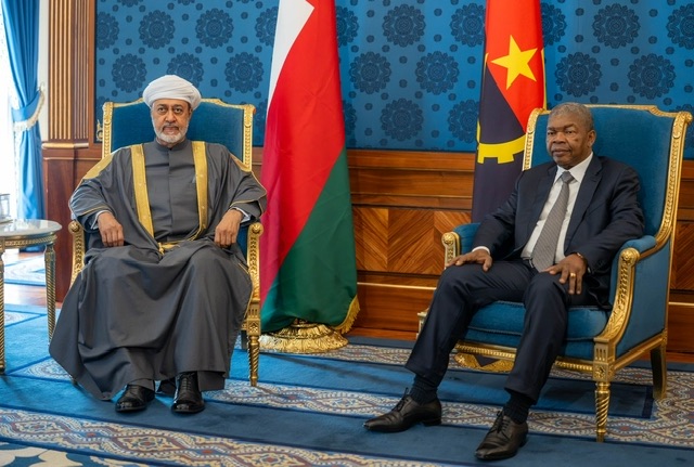 سلطان عُمان ورئيس أنجولا يؤكدان ضرورة تعميق التعاون واستكشاف مجالات جديدة