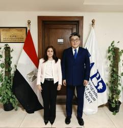 سفير منغوليا يبحث مع الأمين العام للوكالة المصرية للشراكة من أجل التنمية تعزيز التعاون